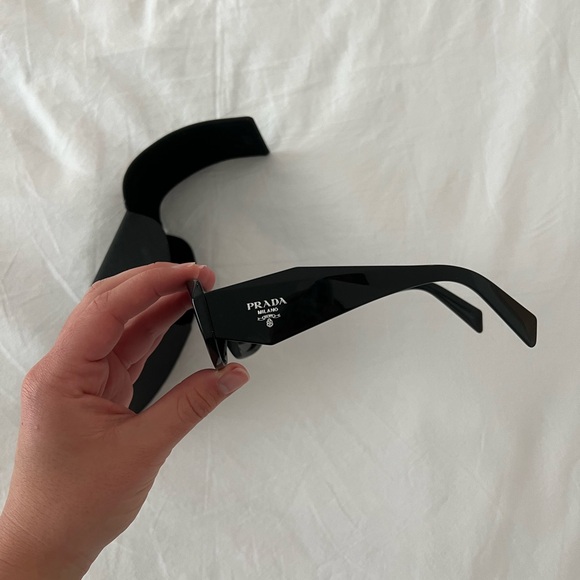 Prada PR 17WS Sunglasses - Picture 5 of 13